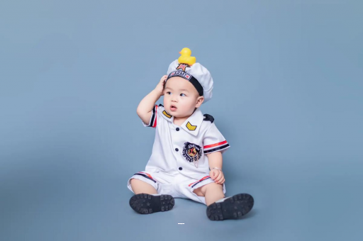 德清宝宝老摇头怎么回事